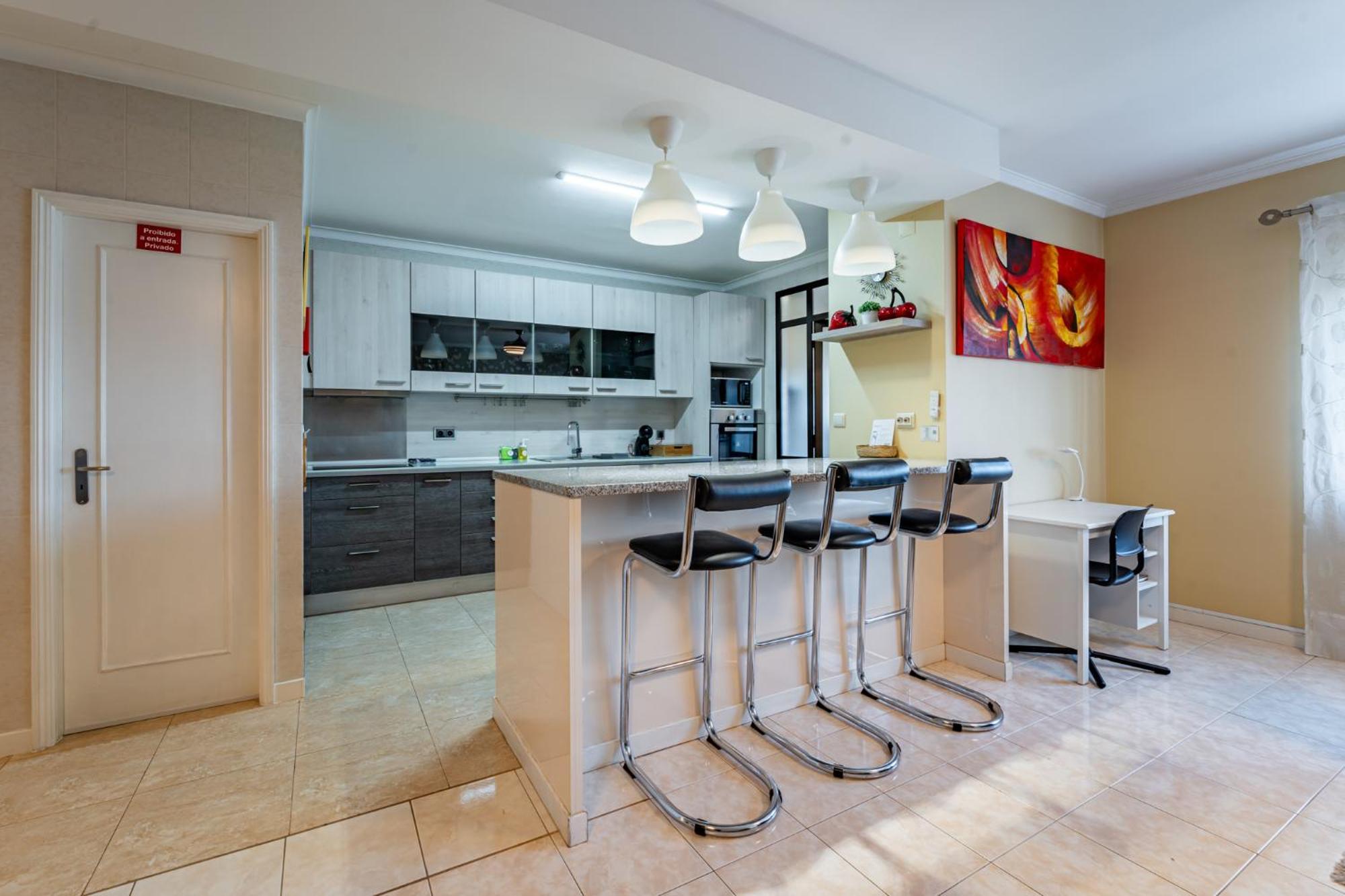 Cozy And Quiet Spacious Flat Вила-Нова-ди-Гая Экстерьер фото